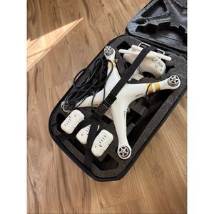 DJI Phantom 3 Professional Quadcopter with 4K Camera and 3-Axis Gimbal - White